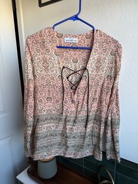 Two Arrows. Lace up top. Like new. Small.